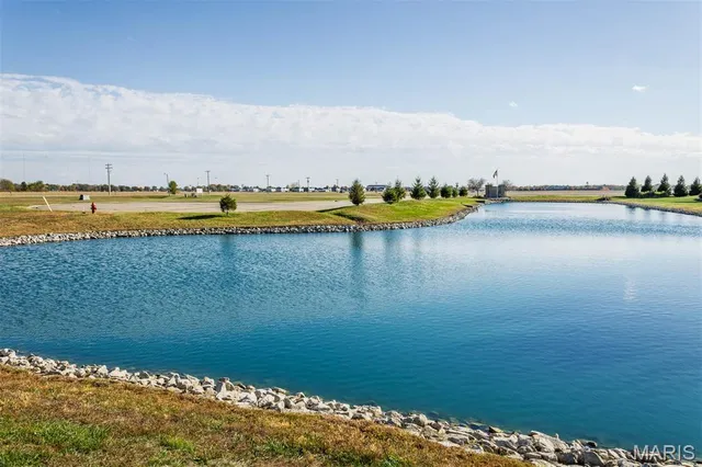 $57,000 | 55 Jason's Pointe, Highland, IL 62249