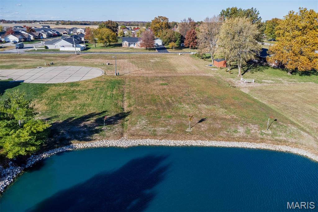 55 Jason's Pointe Highland, IL 62249 - Photo 9 of 19