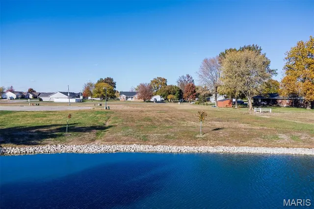 $57,000 | 55 Jason's Pointe, Highland, IL 62249