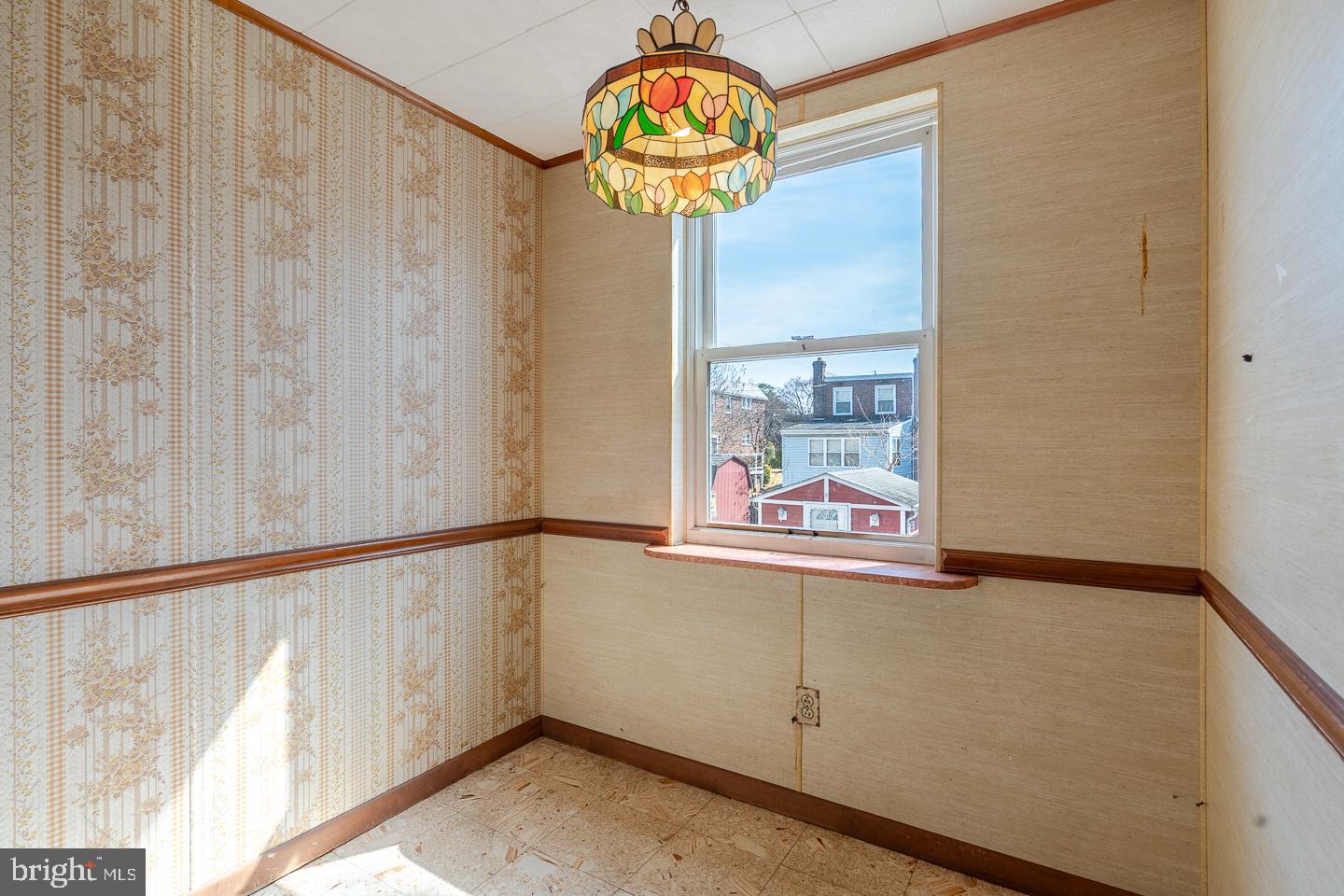 342 Rively Avenue Darby, PA 19023 - Photo 12 of 21 sitting area in kitchen