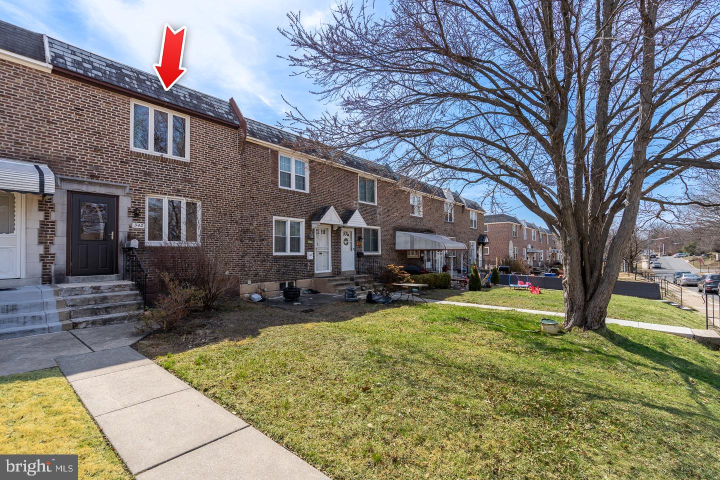 342 Rively Avenue Darby, PA 19023 - Photo 8 of 21 walkway up and in