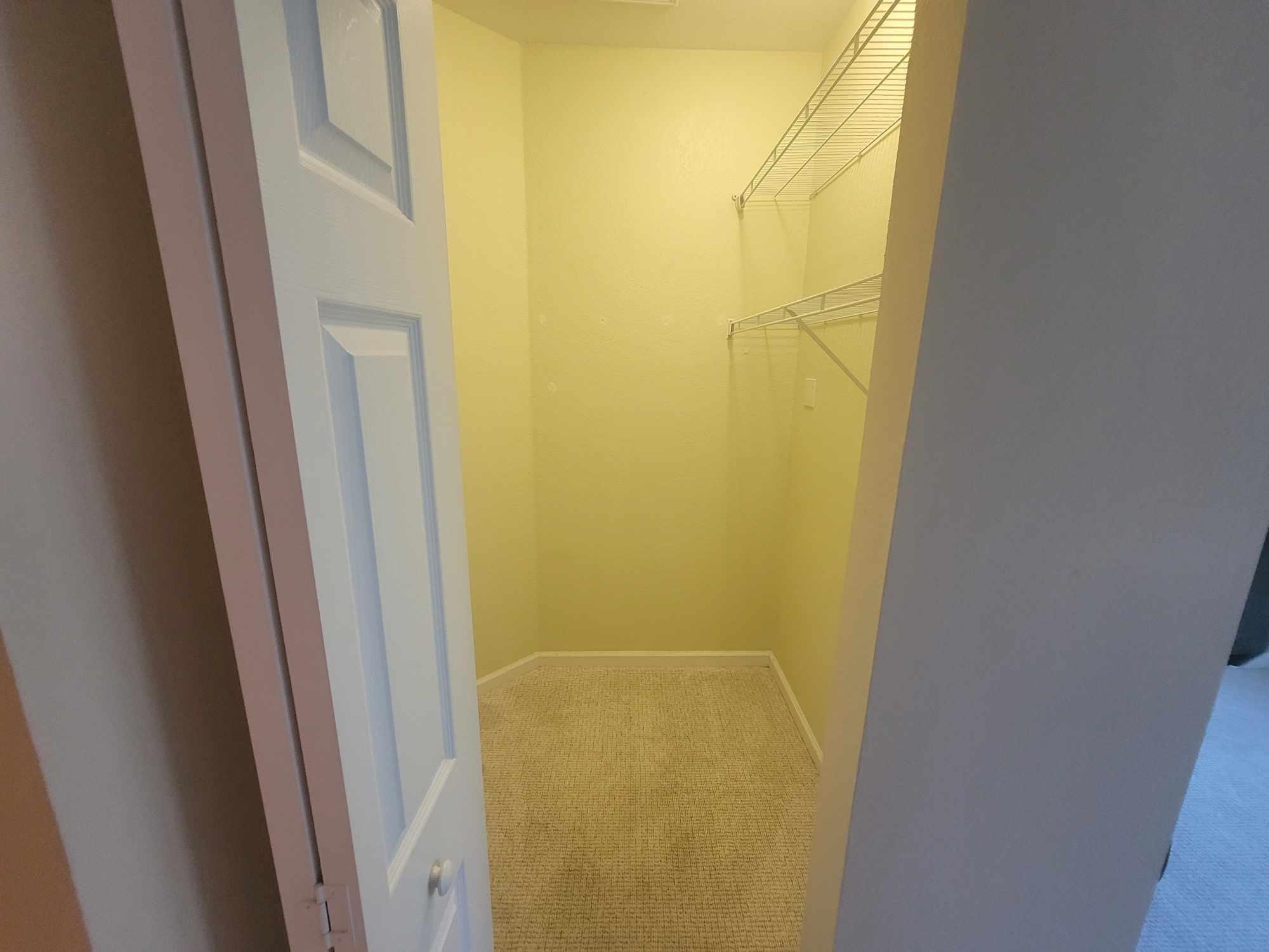 2431 Vista Cove Road St. Augustine, FL 32084 - Photo 15 of 33 a bathroom with a shower