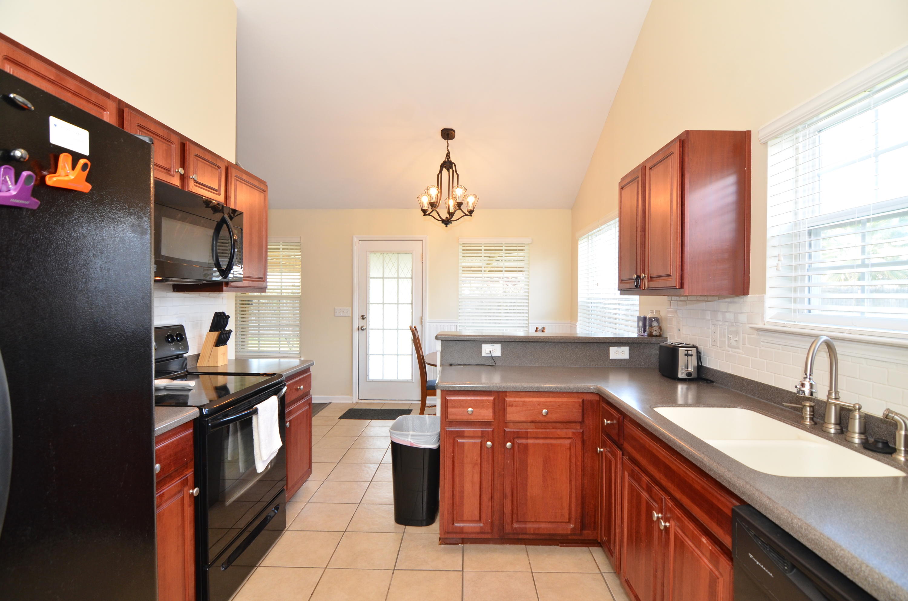 107 Longfield Road Summerville, SC 29486 - Photo 11 of 36 DSC_4957