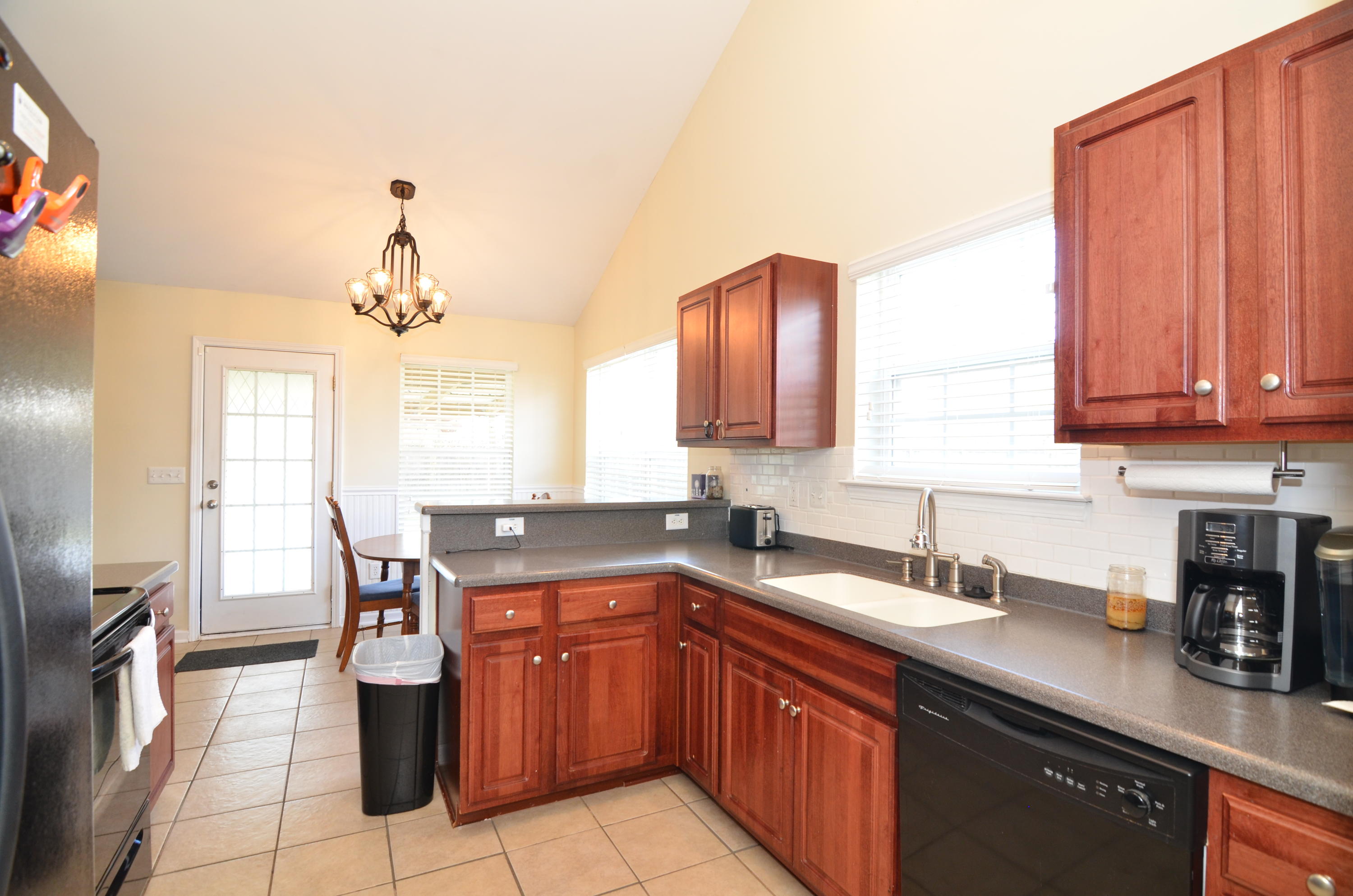107 Longfield Road Summerville, SC 29486 - Photo 10 of 36 DSC_4959