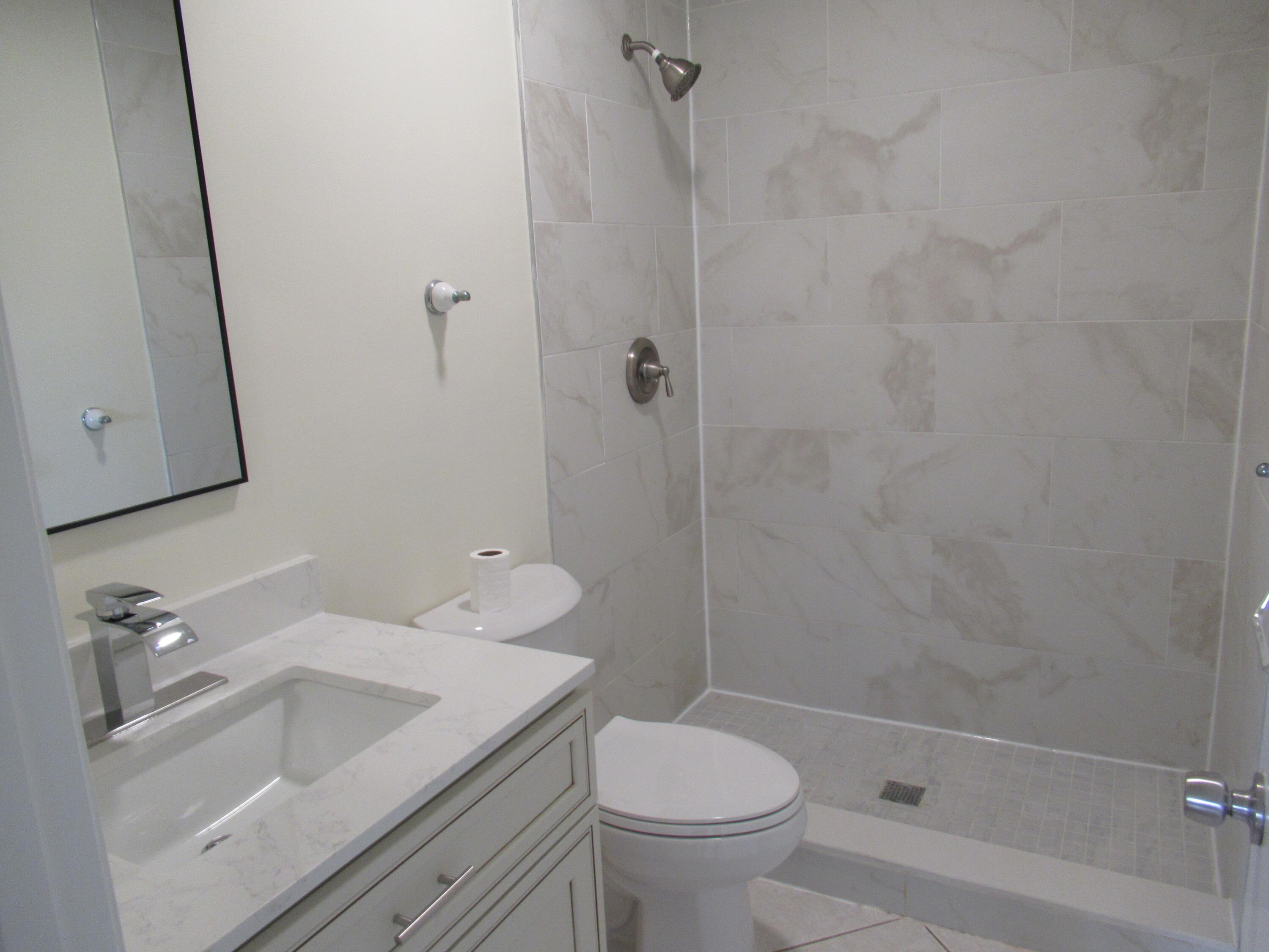22017 Palms Way, Unit 205 Boca Raton, FL 33433 - Photo 15 of 37 14
