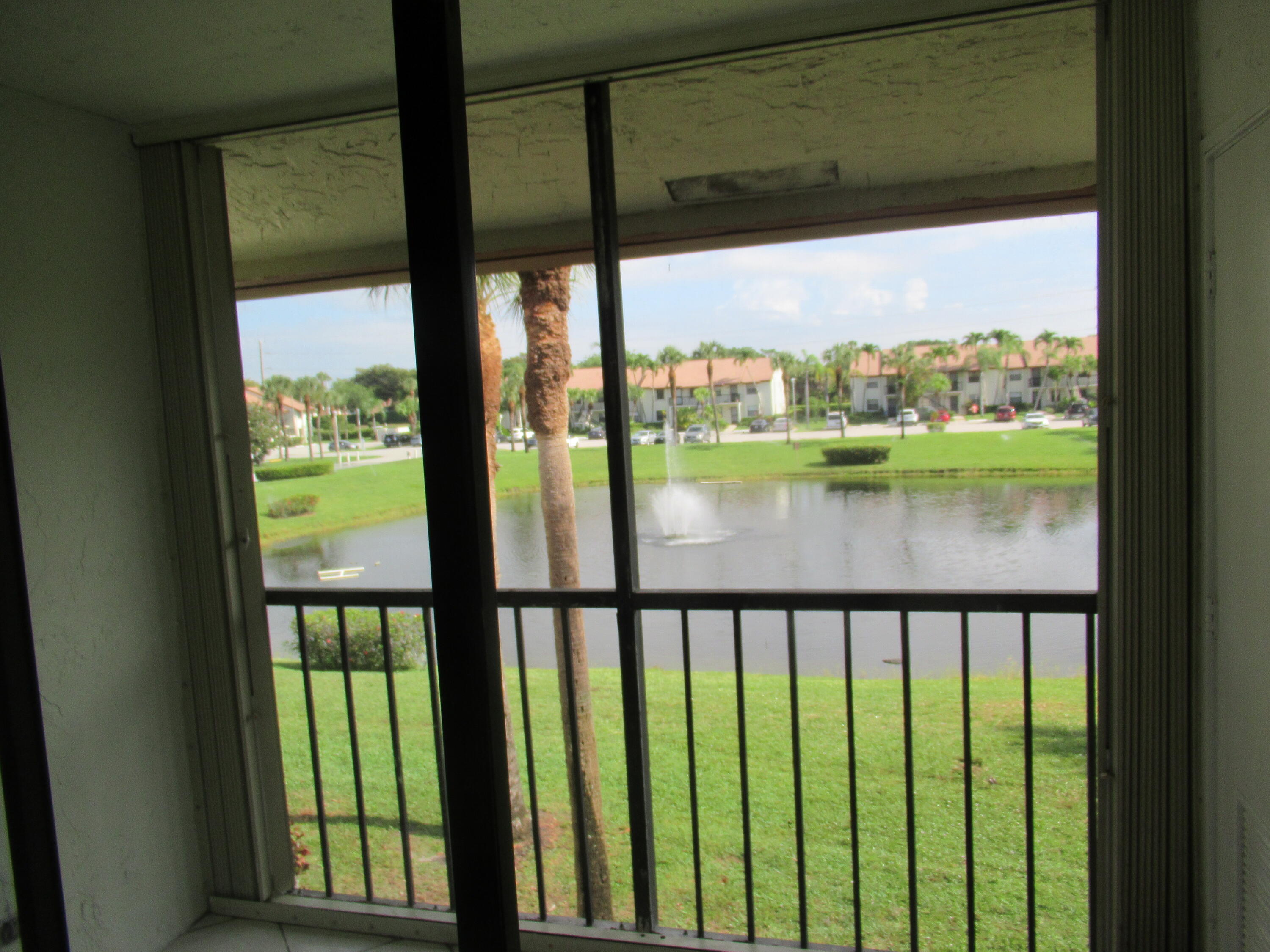 22017 Palms Way, Unit 205 Boca Raton, FL 33433 - Photo 23 of 37 22