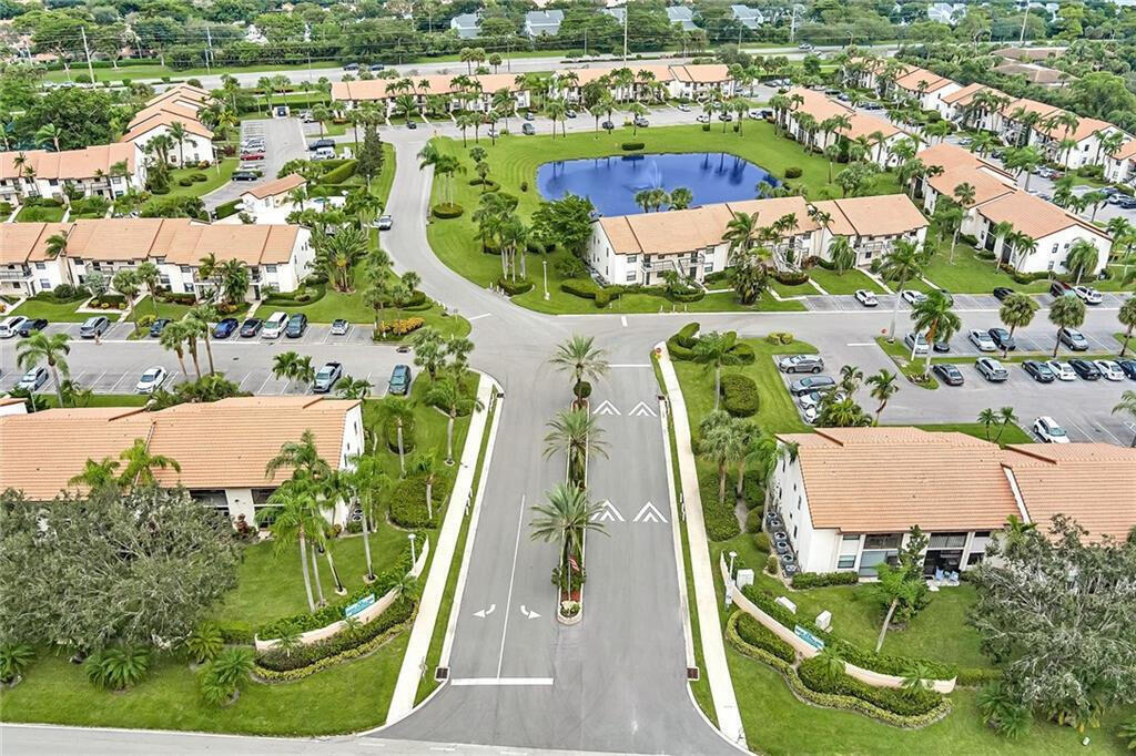 22017 Palms Way, Unit 205 Boca Raton, FL 33433 - Photo 34 of 37 33