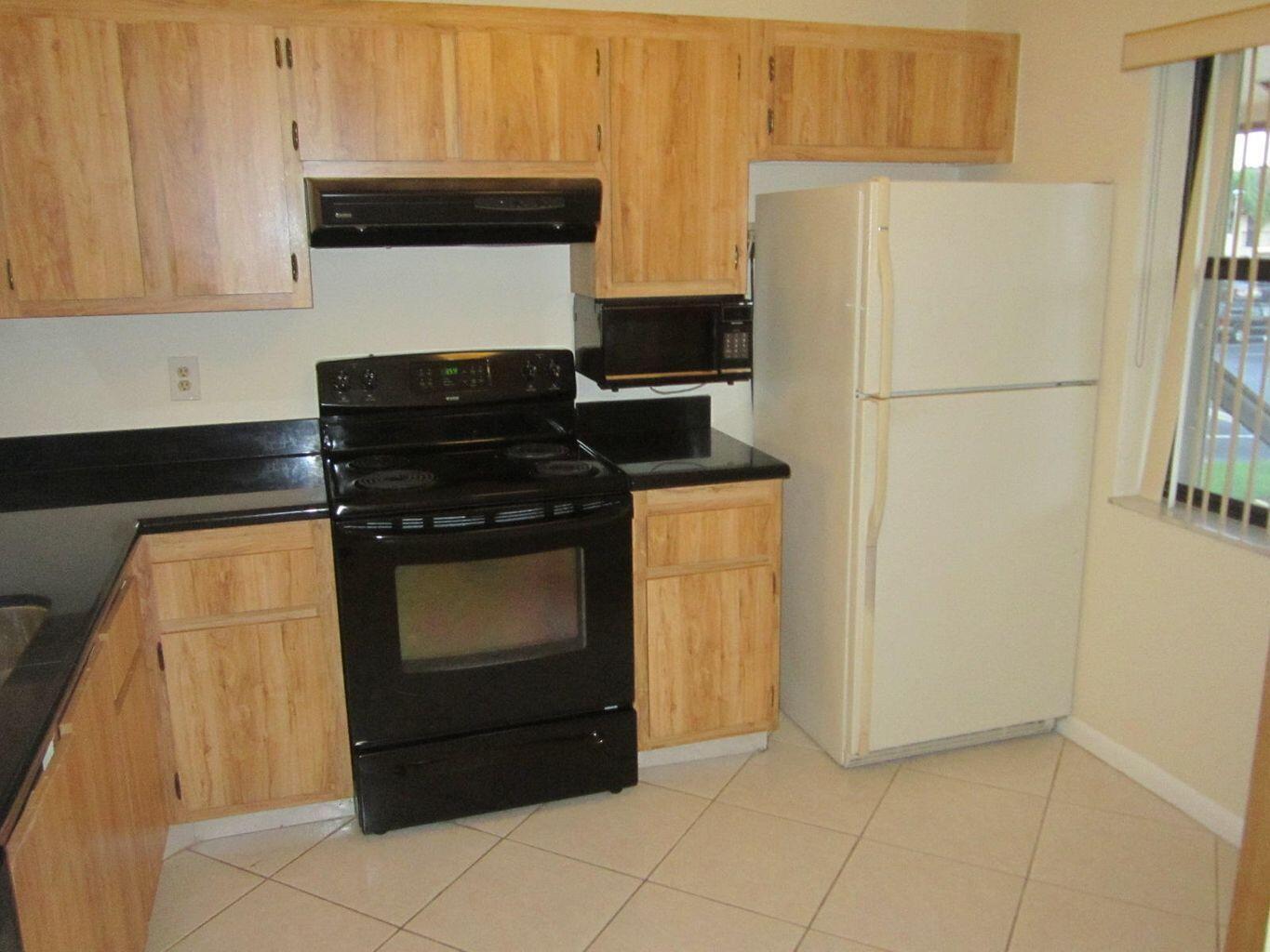 22017 Palms Way, Unit 205 Boca Raton, FL 33433 - Photo 9 of 24 5