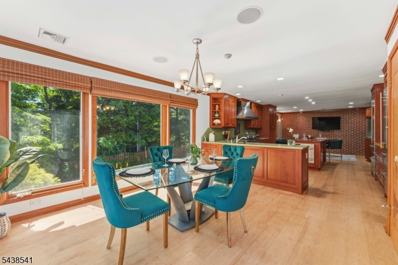 486 Summit Road Mountainside, NJ 07092 - Photo 7 of 50