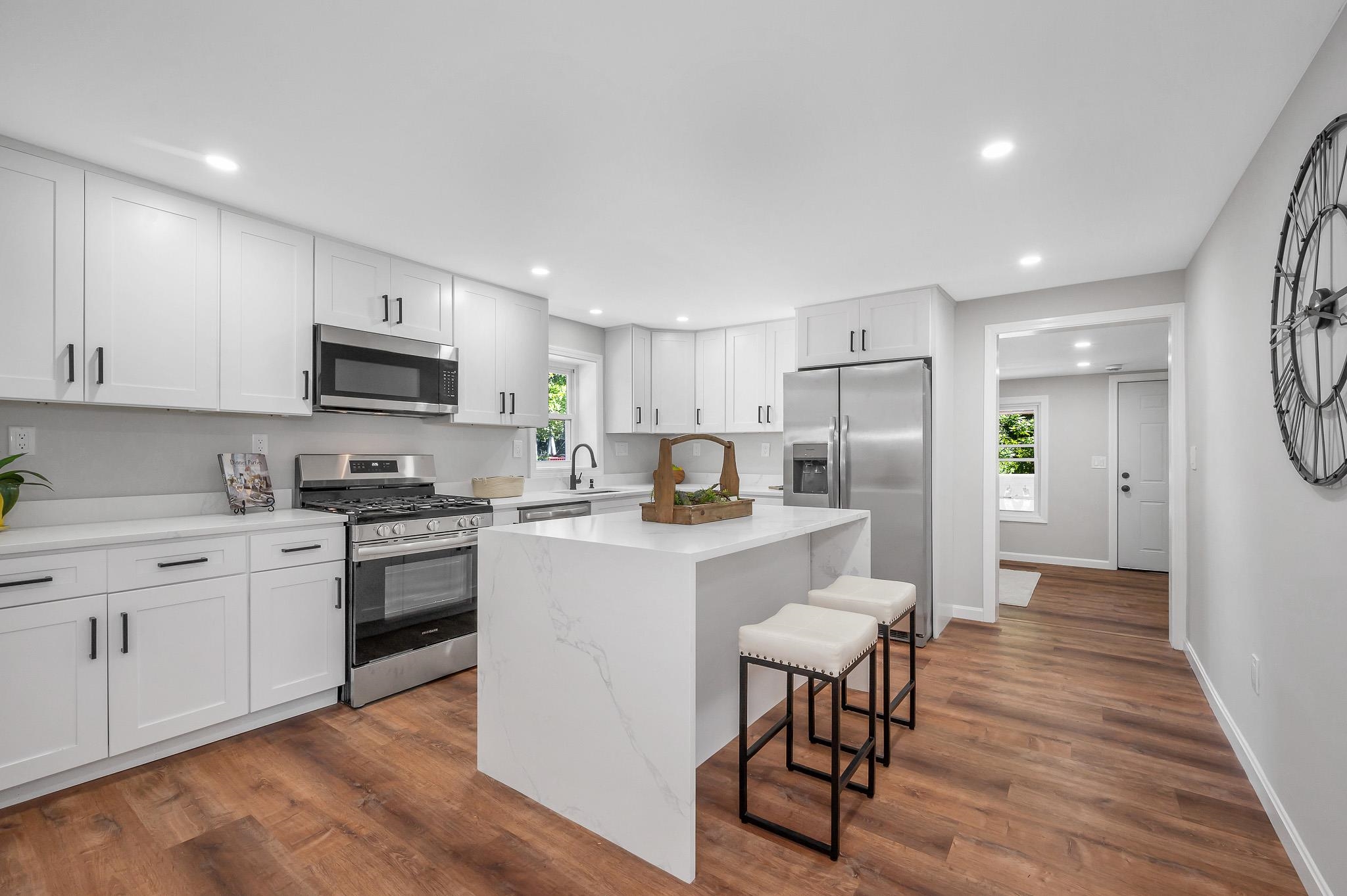 32 Rolfe Street Concord, NH 03303 - Photo 1 of 43 Gallery Image 1
