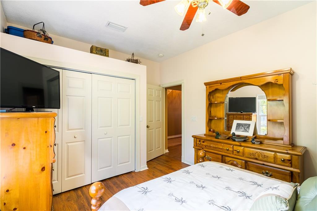485 Southwest Rustic Circle Stuart, FL 34997 - Photo 13 of 22 Gallery Image 13
