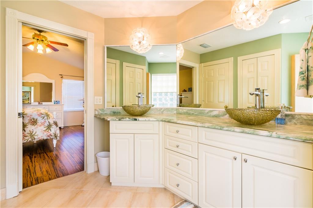485 Southwest Rustic Circle Stuart, FL 34997 - Photo 2 of 22 Gallery Image 2