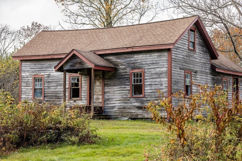 33 Putnam Road Sturbridge, MA 01566 - Photo 20 of 42