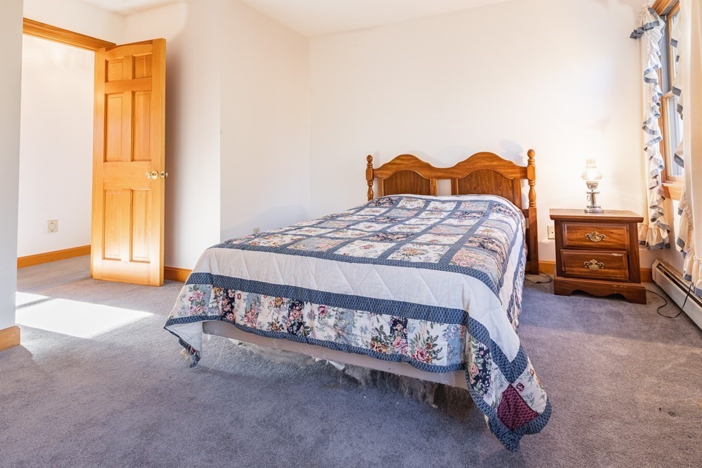 33 Putnam Road Sturbridge, MA 01566 - Photo 36 of 42