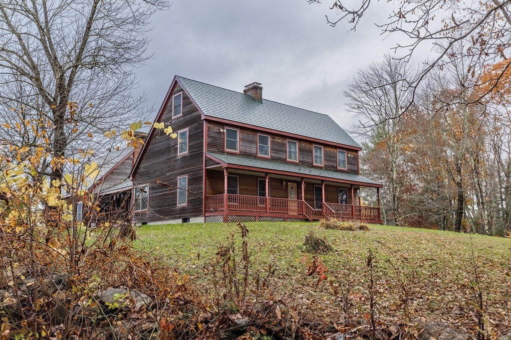 33 Putnam Road Sturbridge, MA 01566 - Photo 5 of 42