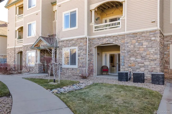 $349,900 | 8369 South Independence Circle, Unit 105, Littleton, CO 80128