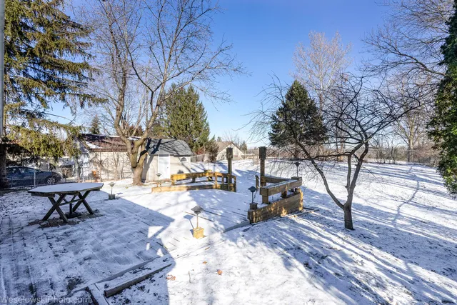 $295,000 | 5615 Star Drive, Hanover Park, IL 60133