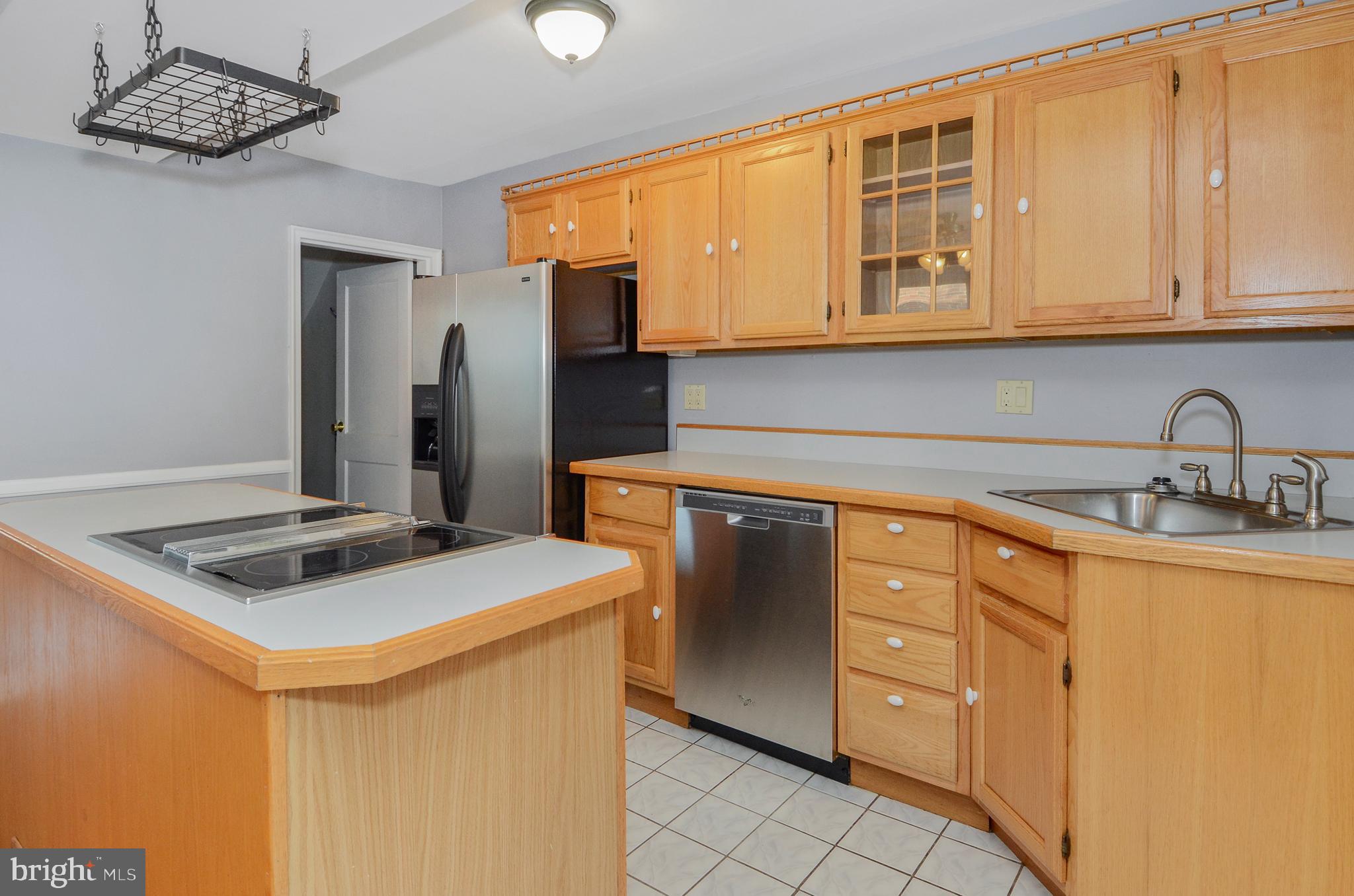 7746 Wynbrook Road Baltimore, MD 21224 - Photo 11 of 32 KITCHEN
