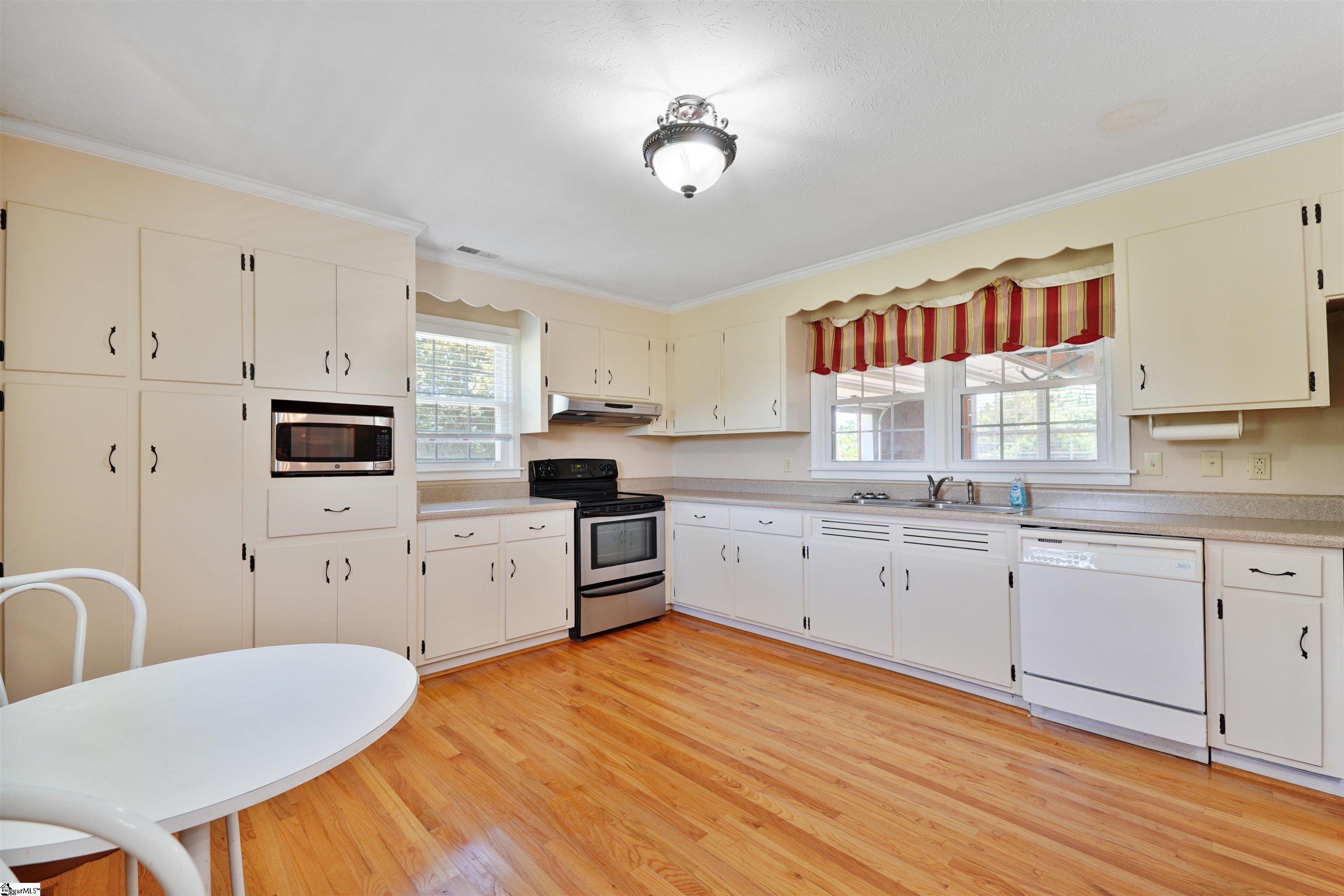 431 Latham Road Easley, SC 29640 - Photo 12 of 28 Gallery Image 12