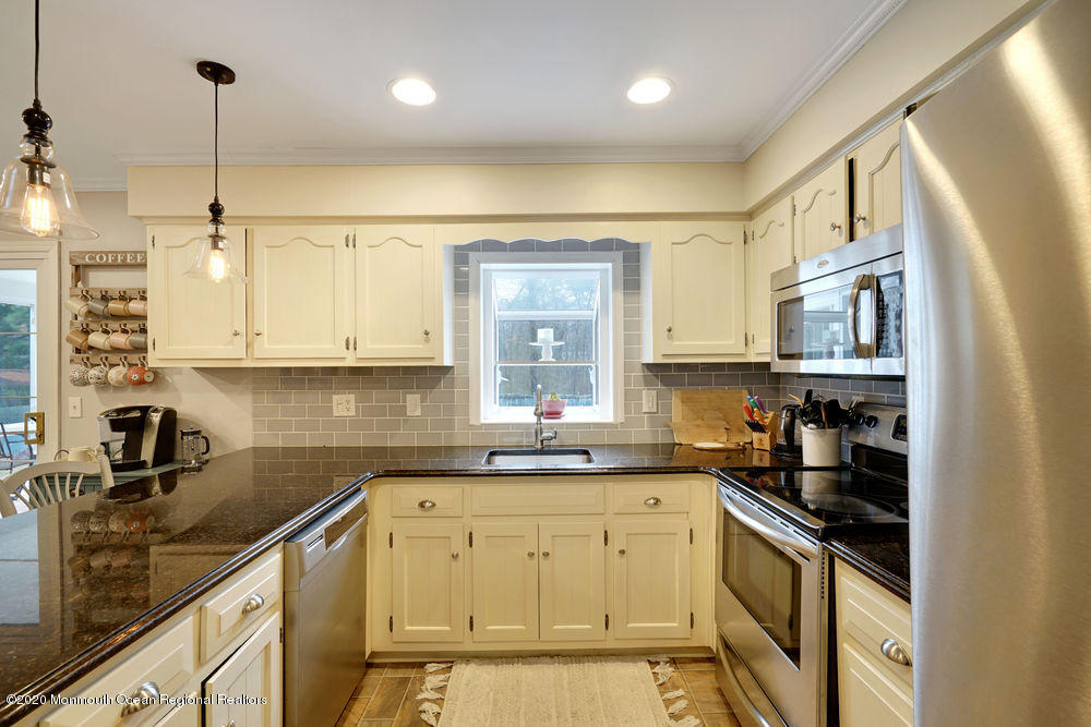 46 Davos Road Brick, NJ 08724 - Photo 18 of 48 021_dsc09378-dsc09382