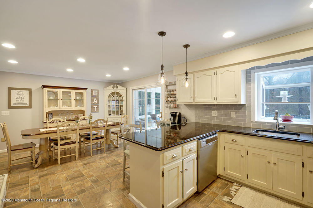 46 Davos Road Brick, NJ 08724 - Photo 19 of 48 022_dsc09383-dsc09387