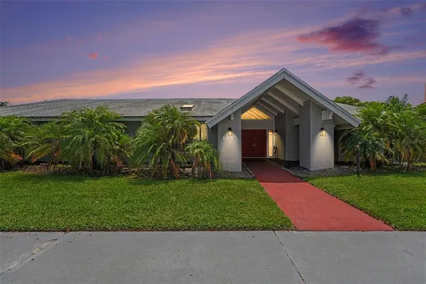 $1,500,000 | 1615 St Pauls Drive, Clearwater, FL 33764
