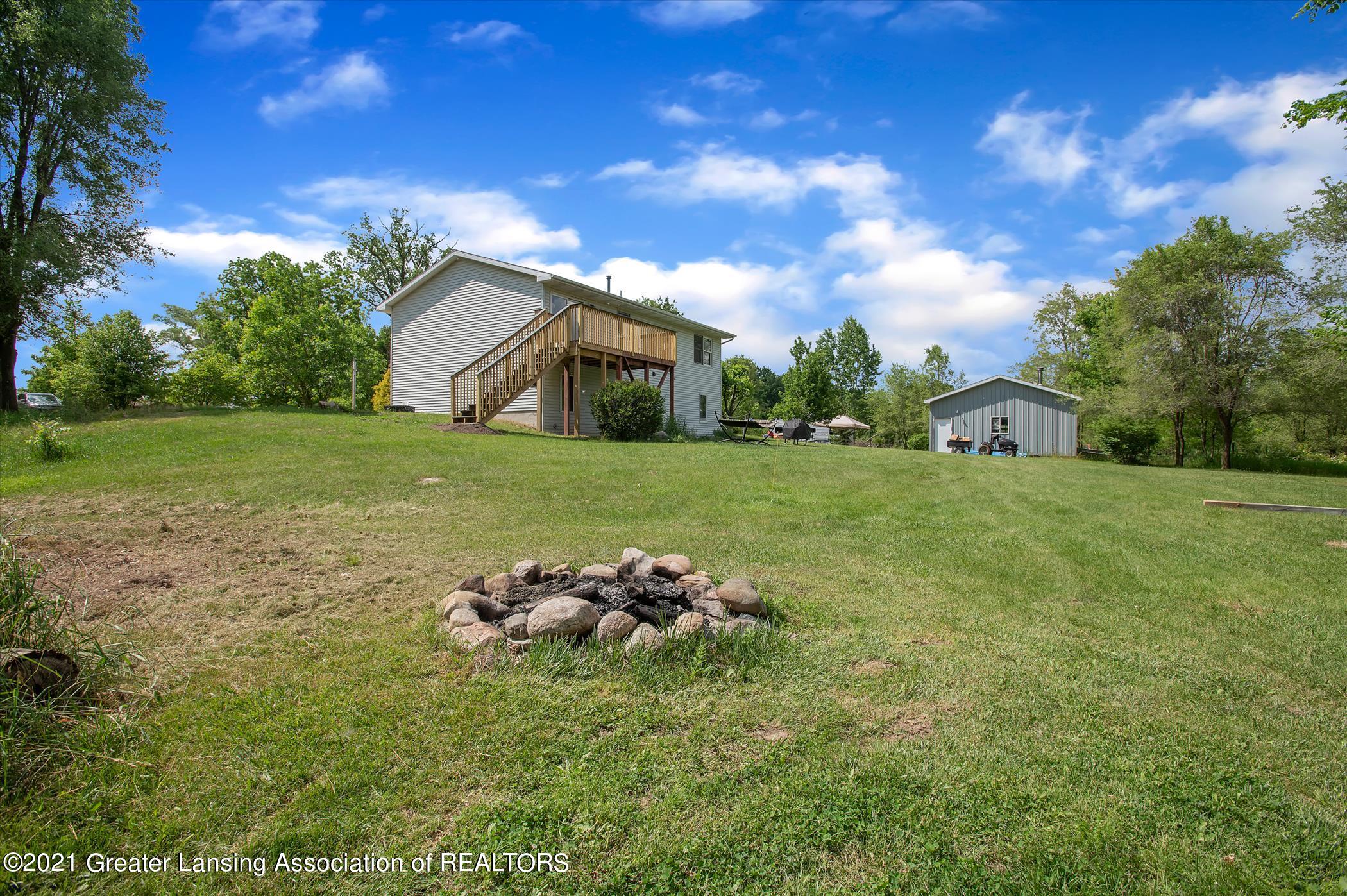 9471 Wilson Road Eaton Rapids, MI 48827 - Photo 6 of 28 9471 Wilson Rd-Windowstill Real Estate P