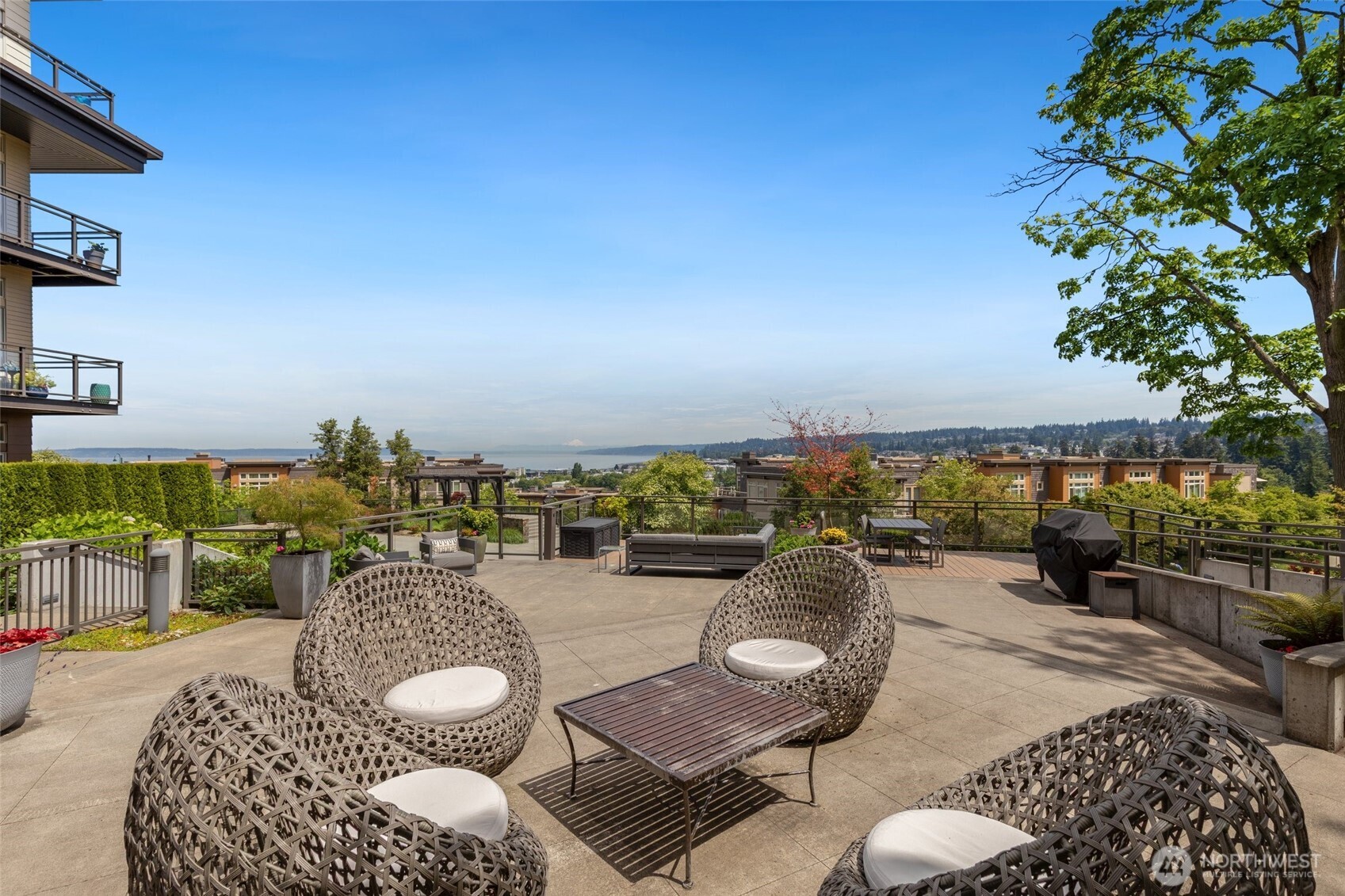 50 Pine Street, Unit 424 Edmonds, WA 98020 - Photo 22 of 31