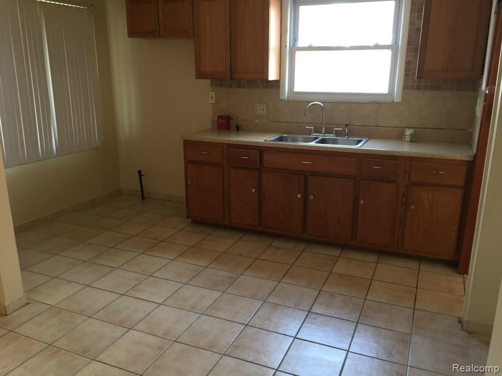 5124 Chase Road Dearborn, MI 48126 - Photo 12 of 12