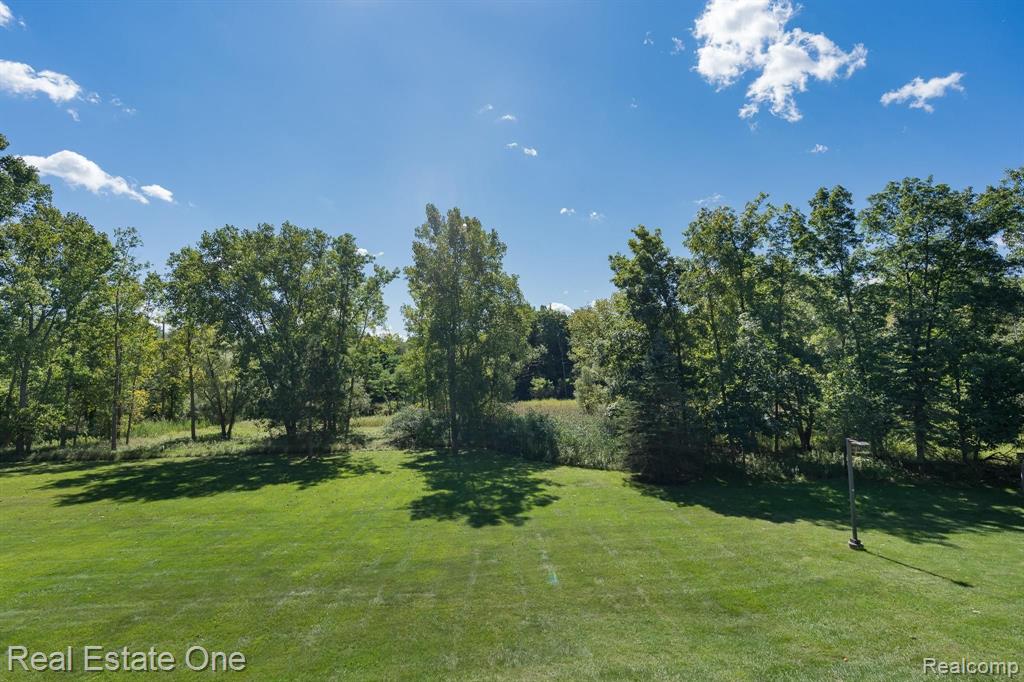 1677 Riverside Drive, Unit 16 Rochester Hills, MI 48309 - Photo 11 of 31