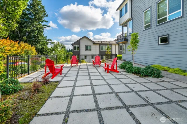 a view of garden with patio