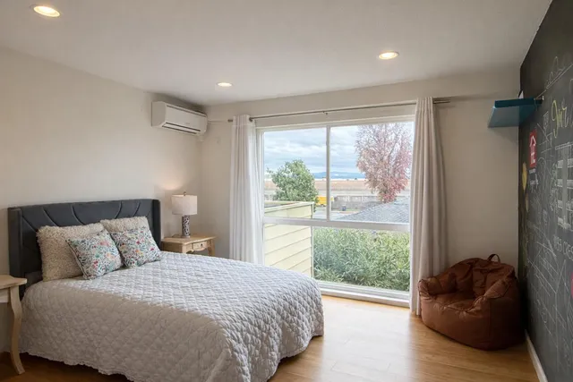 $750,000 | 1033 Crestview Drive, Unit 216, Mountain View, CA 94040