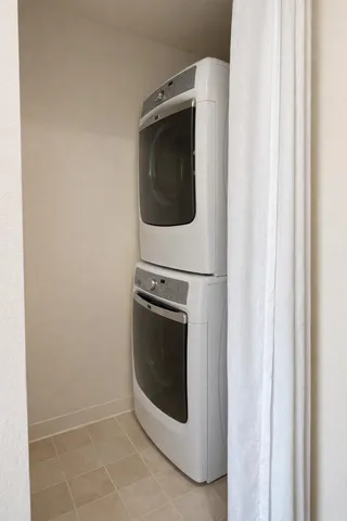 $750,000 | 1033 Crestview Drive, Unit 216, Mountain View, CA 94040