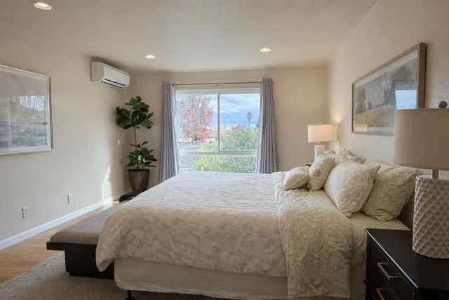 $750,000 | 1033 Crestview Drive, Unit 216, Mountain View, CA 94040