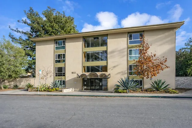 $750,000 | 1033 Crestview Drive, Unit 216, Mountain View, CA 94040