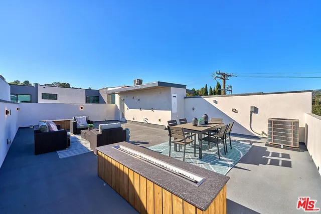 $1,190,000 | 6849 North Figueroa Street, Los Angeles, CA 90042