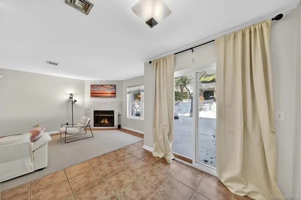 $409,000 | 227 Deer Ct Drive, Middletown, NY 10940