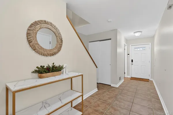 $409,000 | 227 Deer Ct Drive, Middletown, NY 10940