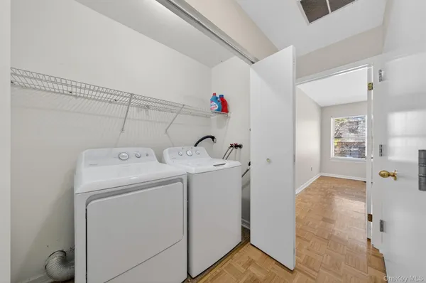 $409,000 | 227 Deer Ct Drive, Middletown, NY 10940