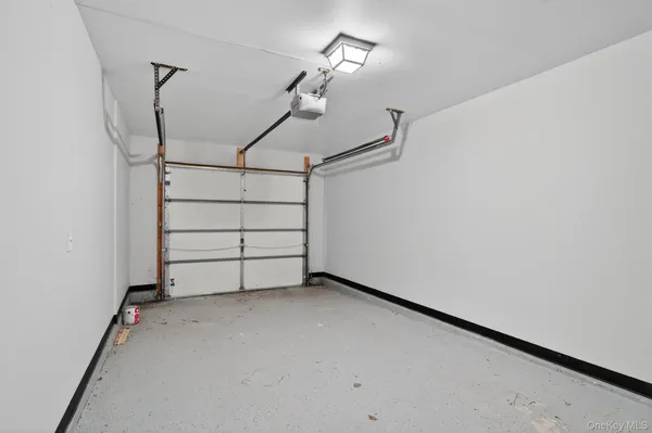 $409,000 | 227 Deer Ct Drive, Middletown, NY 10940