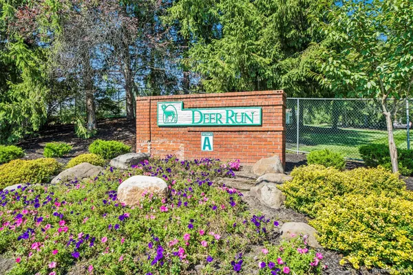 $409,000 | 227 Deer Ct Drive, Middletown, NY 10940