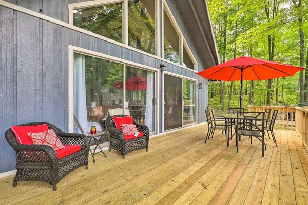 $244,900 | 12155 Dubois Drive, Canadian Lakes, MI 49346