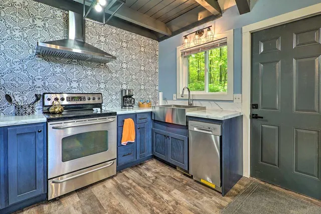 $244,900 | 12155 Dubois Drive, Stanwood, MI 49346