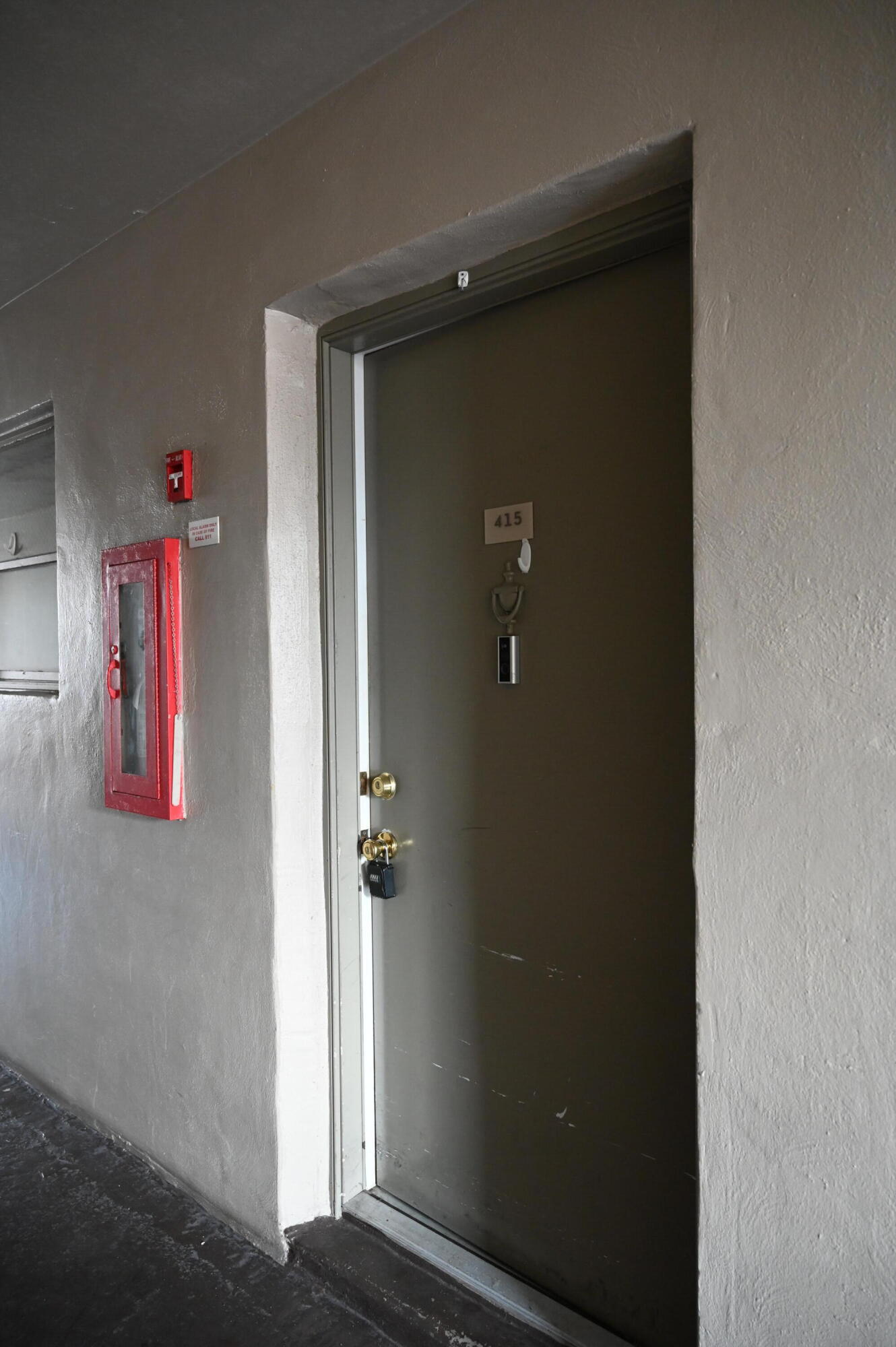 6215 West 20th Avenue, Unit 415 Hialeah, FL 33012 - Photo 10 of 39 a view of a bathroom