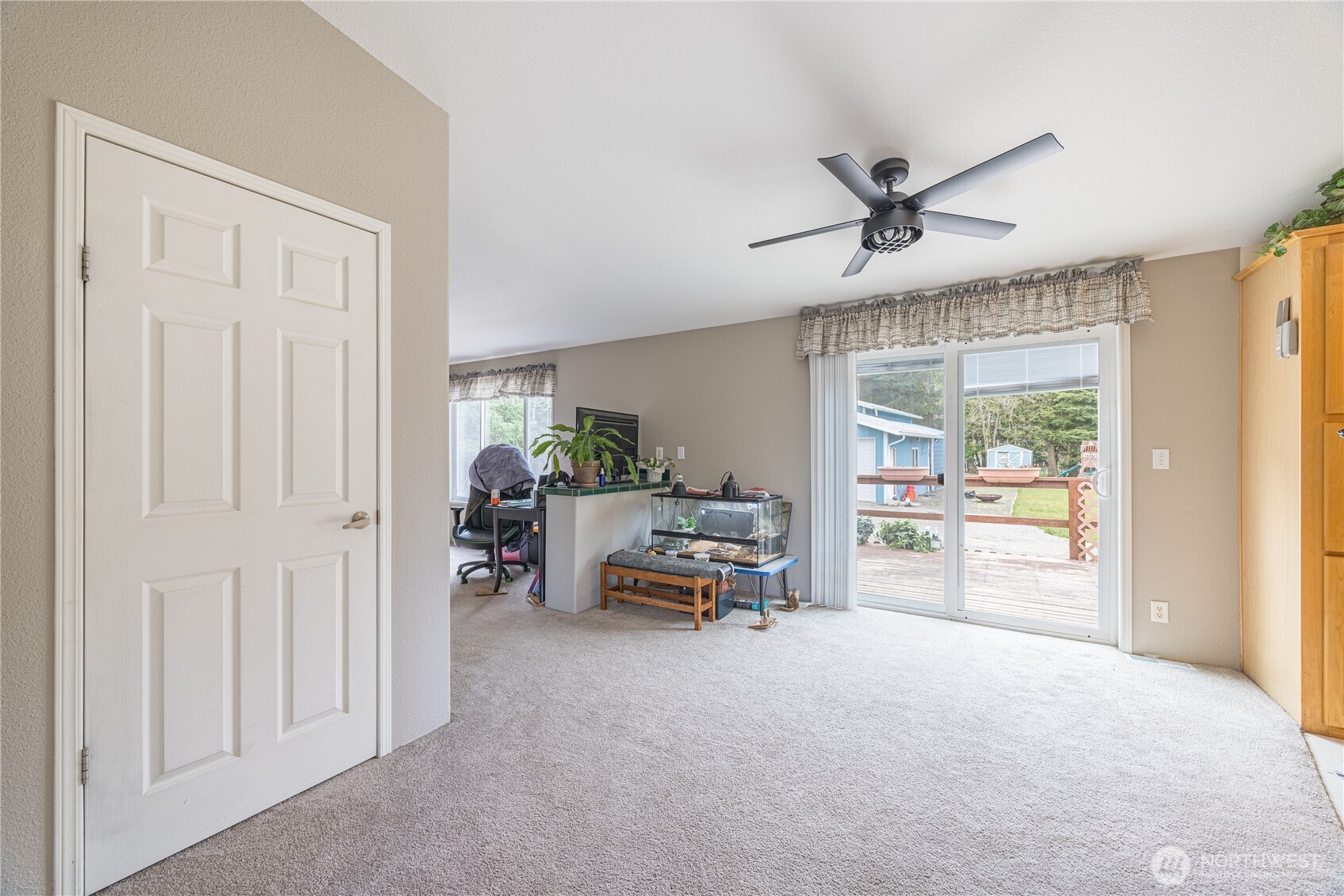 122 Derrick Road Port Angeles, WA 98362 - Photo 16 of 40 Gallery Image 16