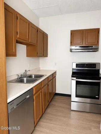$1,450 | 151 South Pearl Street, Albany, NY 12202