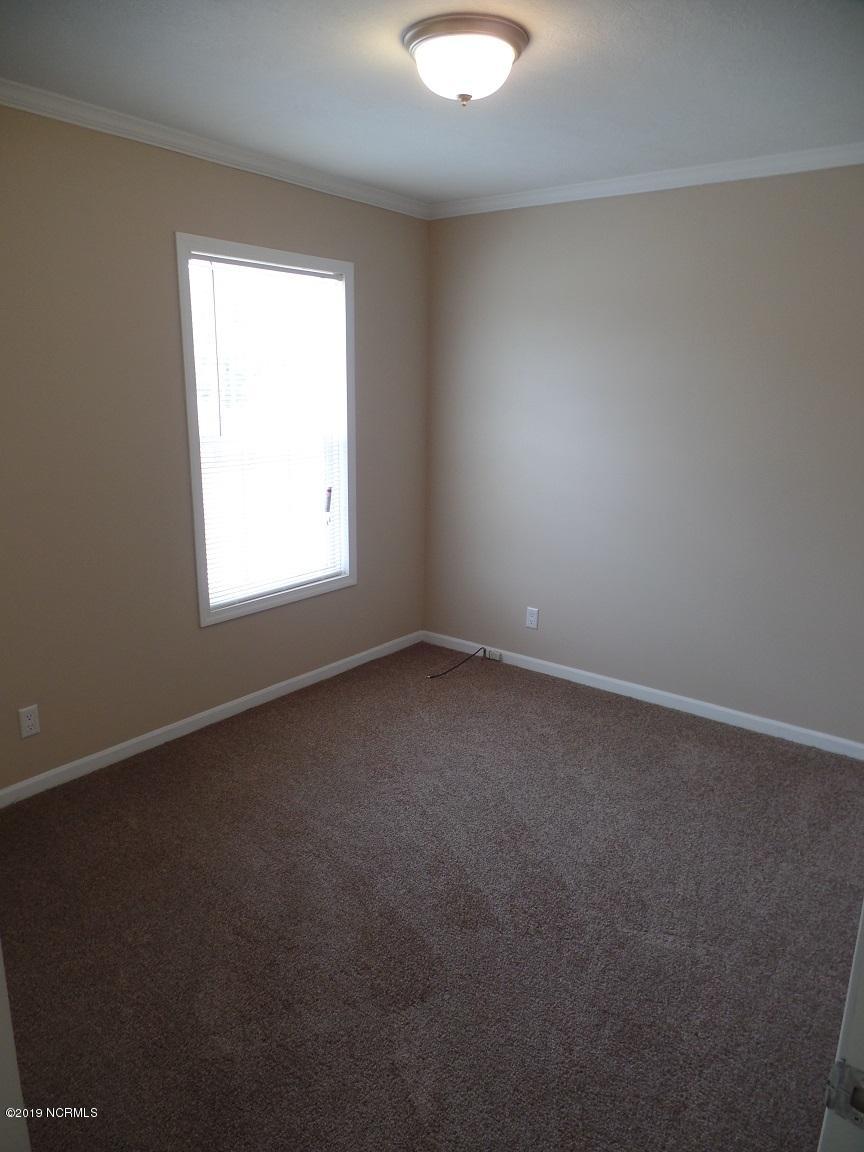 353 Sandy Grove Road Parkton, NC 28371 - Photo 21 of 29 VMF 22 - Bed 3