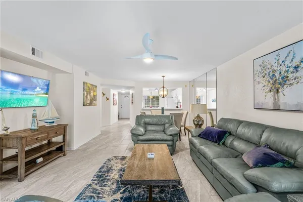 $239,800 | 228 Belina Drive, Unit 5605, Naples, FL 34104
