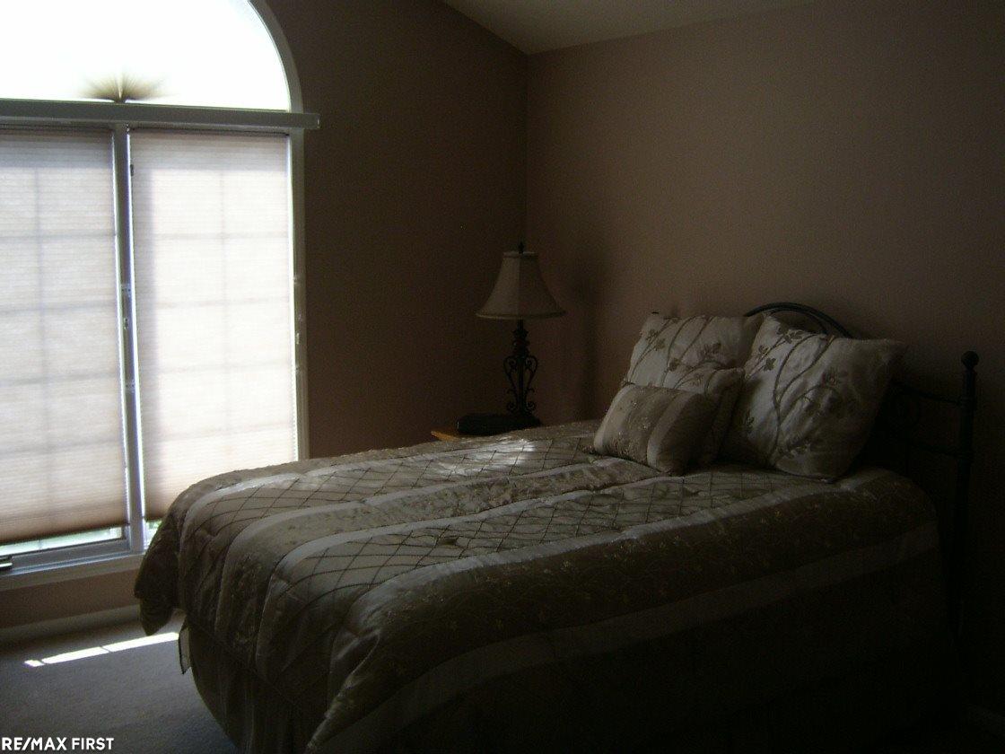 16892 Boulder Way, Unit 59 Macomb, MI 48042 - Photo 6 of 12