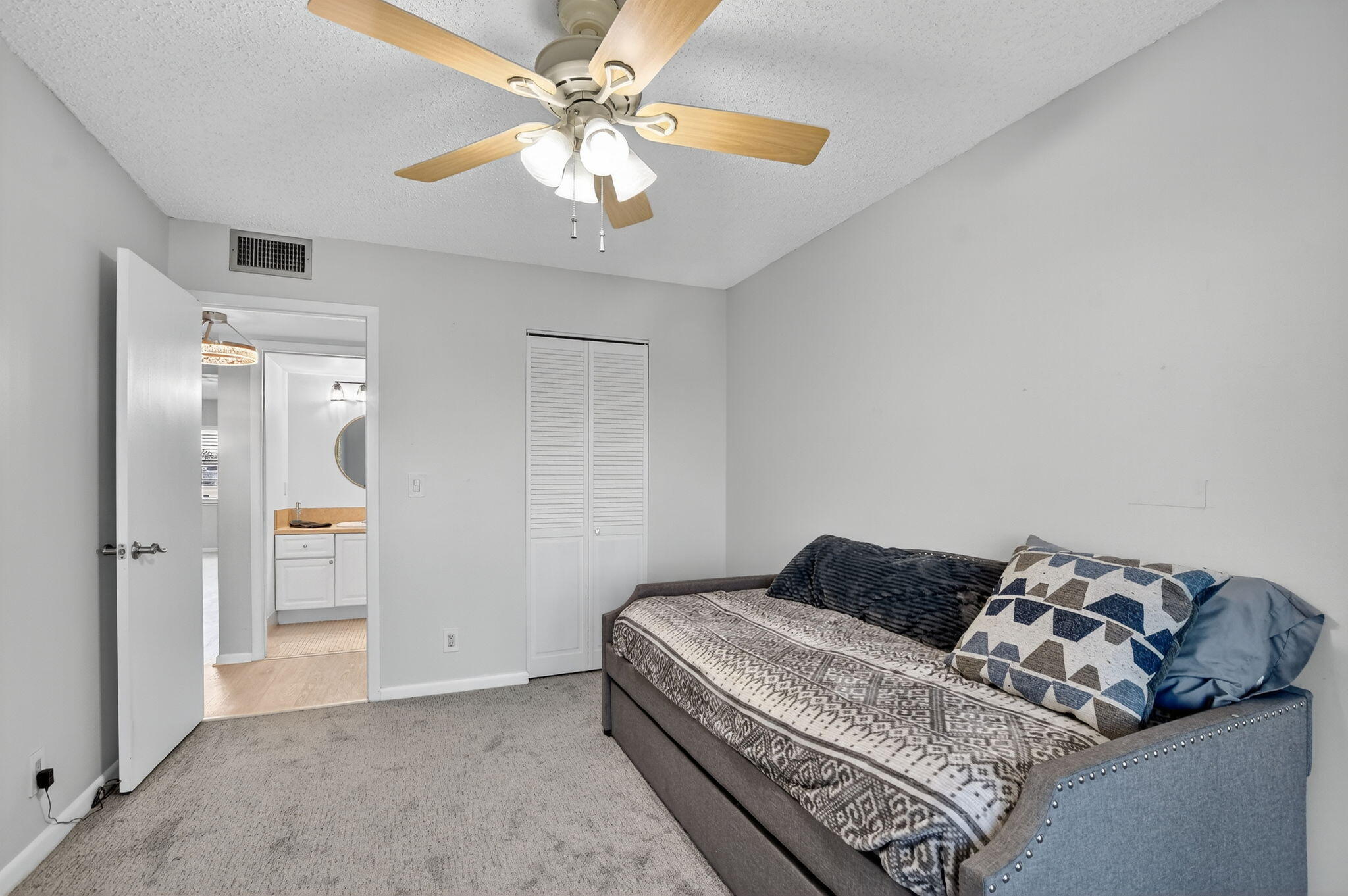 4007 Rexford Drive Boca Raton, FL 33434 - Photo 17 of 57 18-web-or-mls-015_DSC_1981